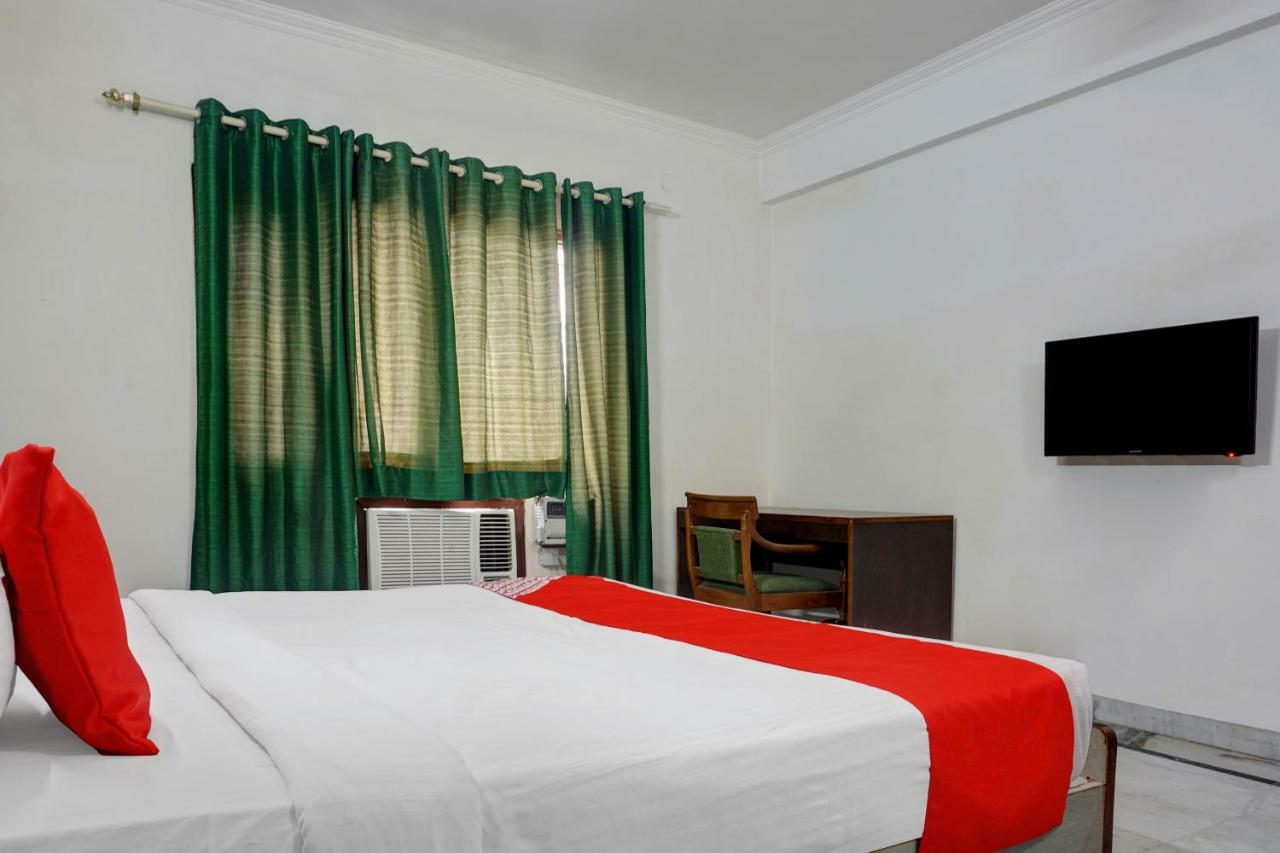 Oyo Flagship 592 Hauz Khas Village New Delhi Extérieur photo